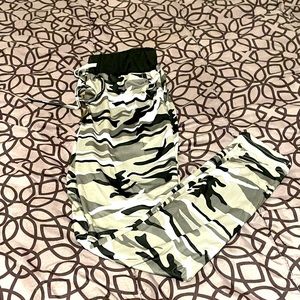 Soft camo pants 2/$25